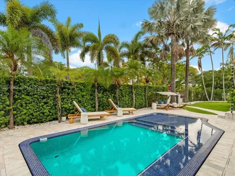 825 SW 23rd Road Miami FL 33129