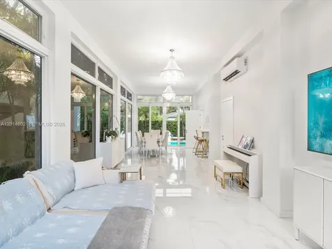 825 SW 23rd Road Miami FL 33129
