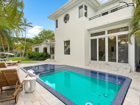 825 SW 23rd Road Miami FL 33129