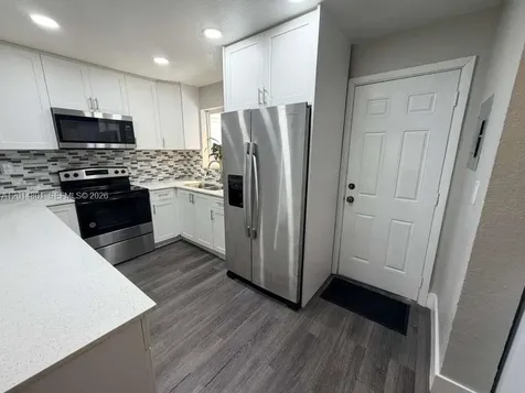 1500 NE 151st Street Miami FL 33162