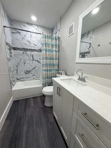 1500 NE 151st Street Miami FL 33162