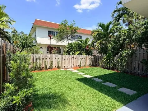 1500 NE 151st Street Miami FL 33162