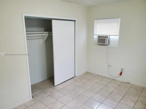 1630 NE 157th North Miami Beach FL 33162