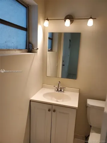 1630 NE 157th North Miami Beach FL 33162