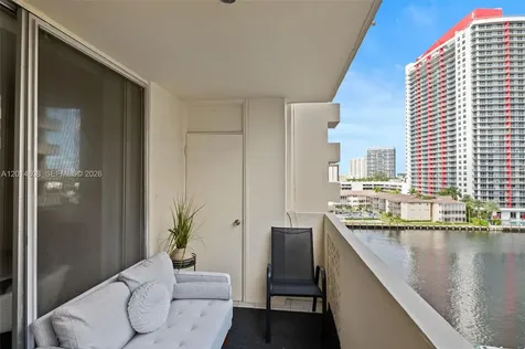 1833 S Ocean Drive Hallandale Beach FL 33009