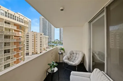 1833 S Ocean Drive Hallandale Beach FL 33009