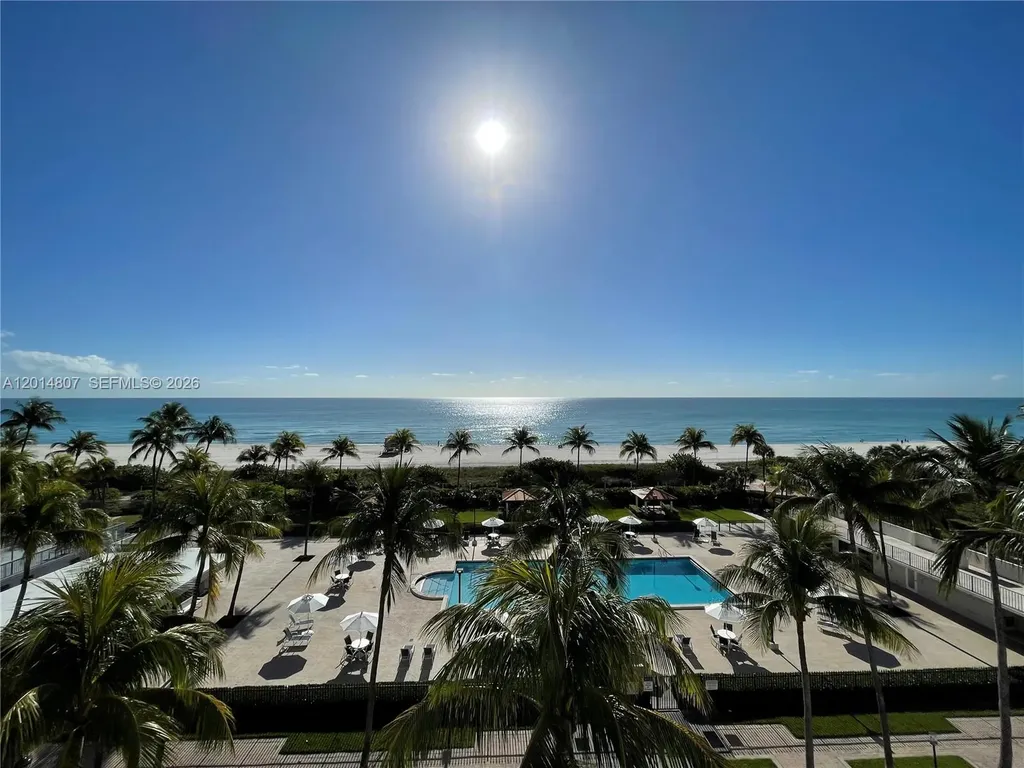 2625 Collins Avenue Miami Beach FL 33140