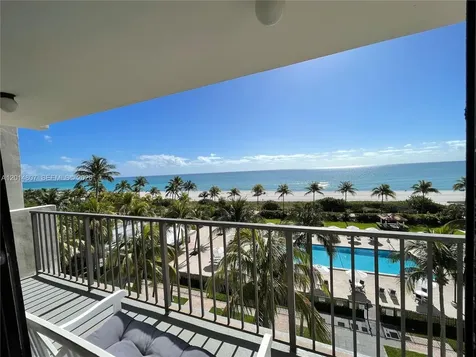 2625 Collins Avenue Miami Beach FL 33140