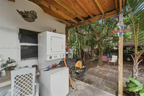 50 SW 58th Court Miami FL 33144