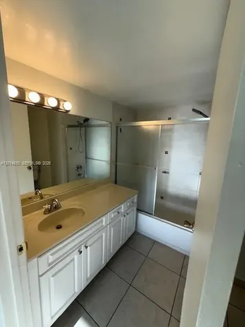 9735 Fontainebleau Boulevard Miami FL 33172