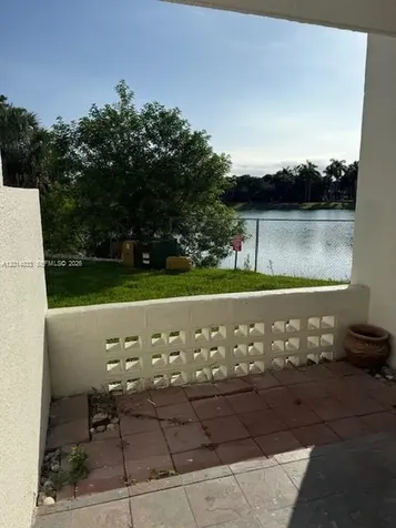9735 Fontainebleau Boulevard Miami FL 33172
