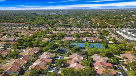 8555 SW 114th Court Miami FL 33173