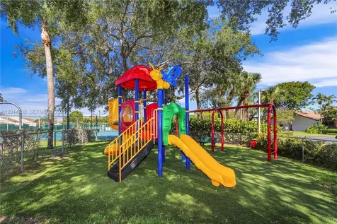 8555 SW 114th Court Miami FL 33173
