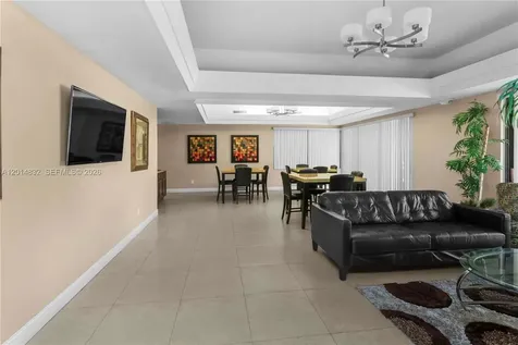 8555 SW 114th Court Miami FL 33173