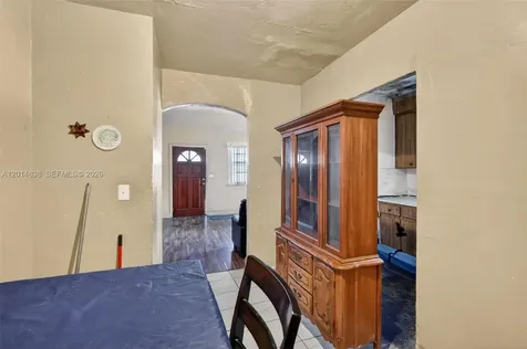 1211 NW 37th Street Miami FL 33142