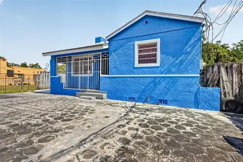 1211 NW 37th Street Miami FL 33142