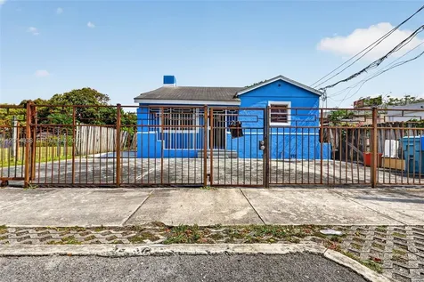 1211 NW 37th Street Miami FL 33142