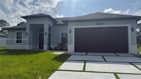 626 Beach Avenue S Lehigh Acres FL 33974