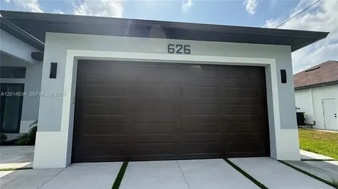 626 Beach Avenue S Lehigh Acres FL 33974
