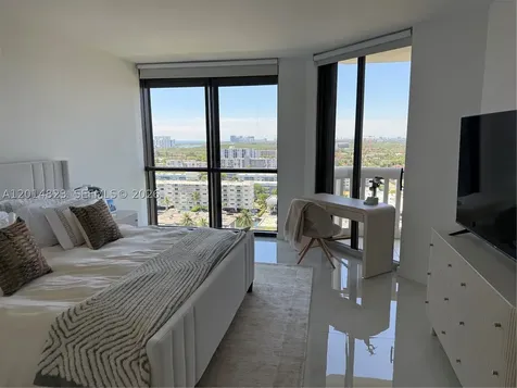 2000 Island Boulevard Aventura FL 33160