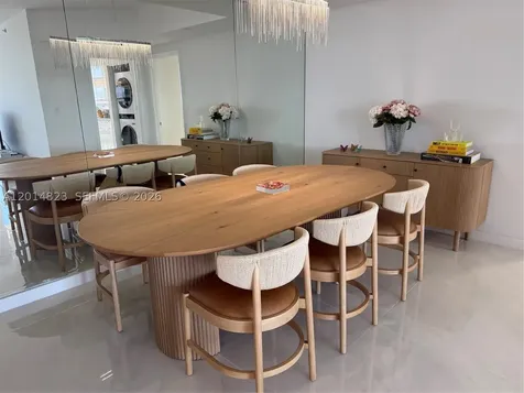 2000 Island Boulevard Aventura FL 33160