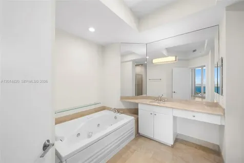 4775 Collins Avenue Miami Beach FL 33140