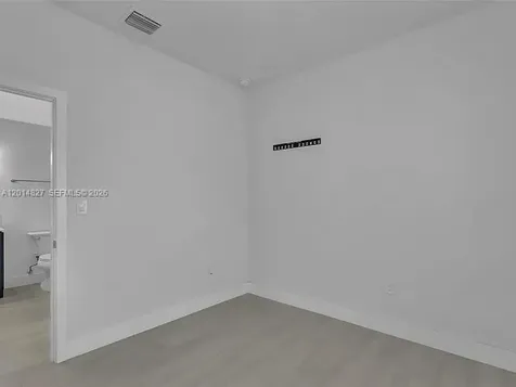 4817 E 9th Lane Hialeah FL 33013