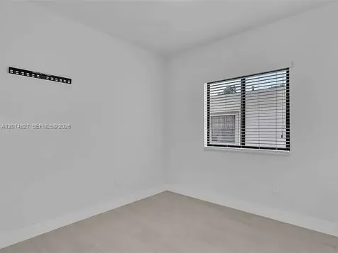 4817 E 9th Lane Hialeah FL 33013