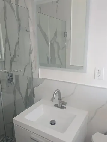 3300 SE 6th Street Pompano Beach FL 33062