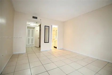 17890 W Dixie Highway 519 Highway North Miami Beach FL 33160