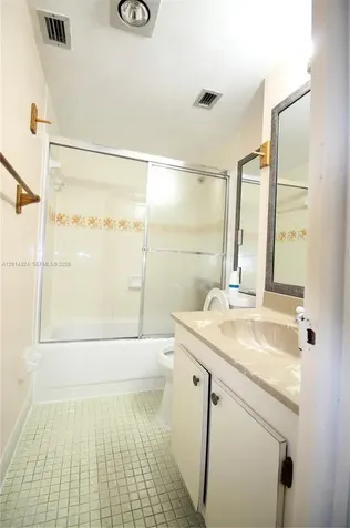 17890 W Dixie Highway 519 Highway North Miami Beach FL 33160