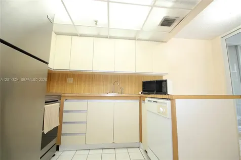 17890 W Dixie Highway 519 Highway North Miami Beach FL 33160