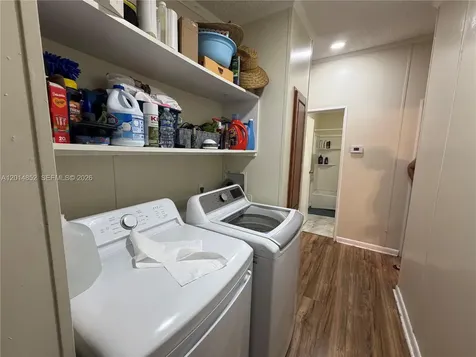 19800 SW 180th Avenue Unit 105 Miami FL 33187