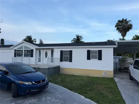 19800 SW 180th Avenue Unit 105 Miami FL 33187
