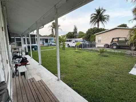 19800 SW 180th Avenue Unit 105 Miami FL 33187