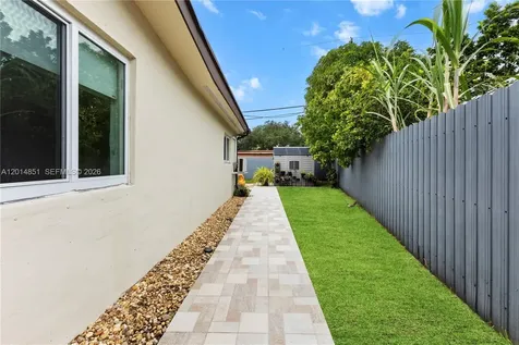 4230 SW 111th Avenue Miami FL 33165