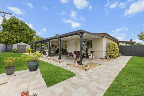 4230 SW 111th Avenue Miami FL 33165