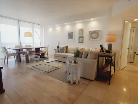 2000 Island Boulevard Aventura FL 33160