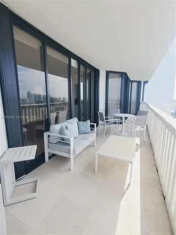 2000 Island Boulevard Aventura FL 33160