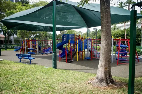 2000 Island Boulevard Aventura FL 33160