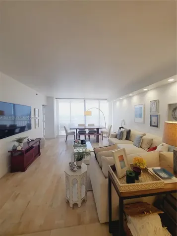 2000 Island Boulevard Aventura FL 33160