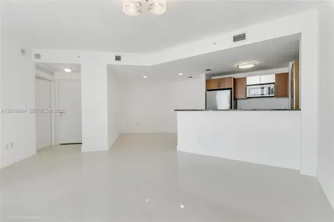 300 S Biscayne Boulevard Miami FL 33131