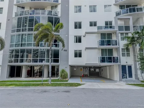 601 NE 23rd Street Miami FL 33137