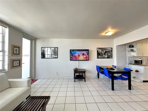 100 Lincoln Road Miami Beach FL 33139