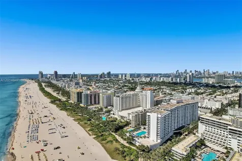 100 Lincoln Road Miami Beach FL 33139