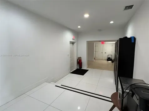 1040 S Federal Highway Hollywood FL 33020
