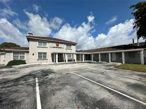 1040 S Federal Highway Hollywood FL 33020