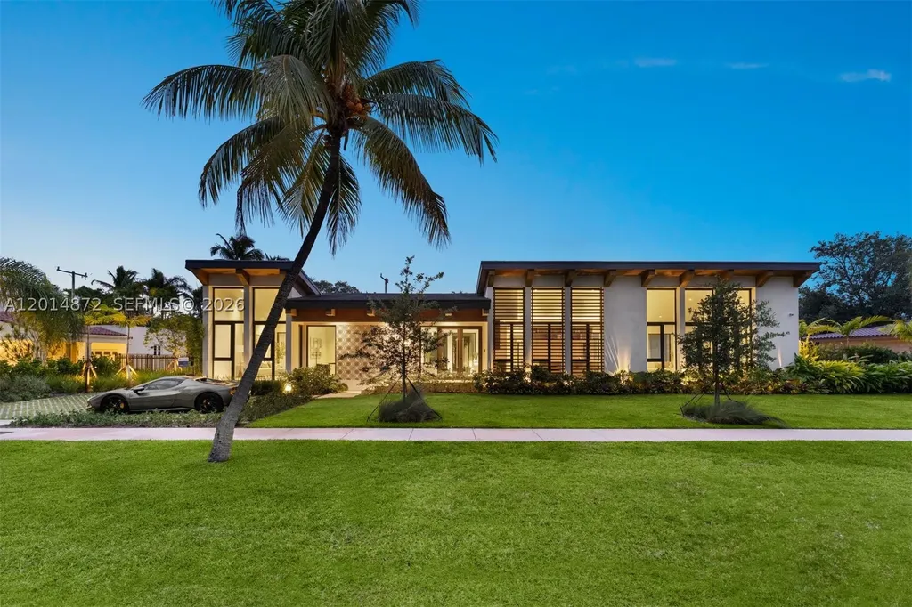 6716 San Vicente Street Coral Gables FL 33146