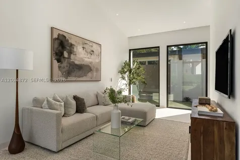 6716 San Vicente Street Coral Gables FL 33146