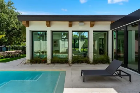 6716 San Vicente Street Coral Gables FL 33146